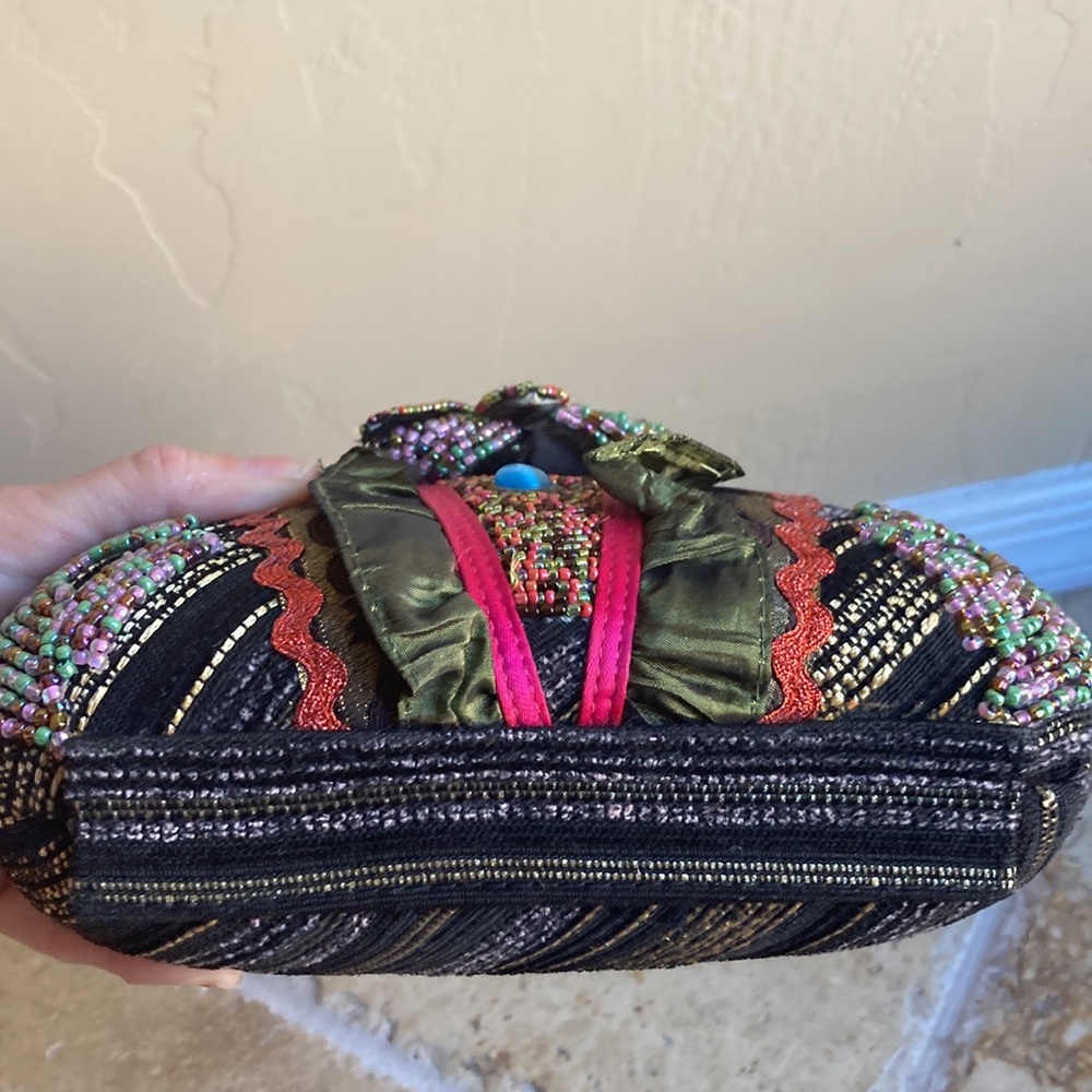Stunning gorgeous beaded purse  NWT - Picture 11 of 17